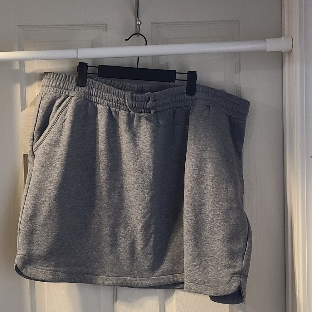 2X sweatshirt skirt
